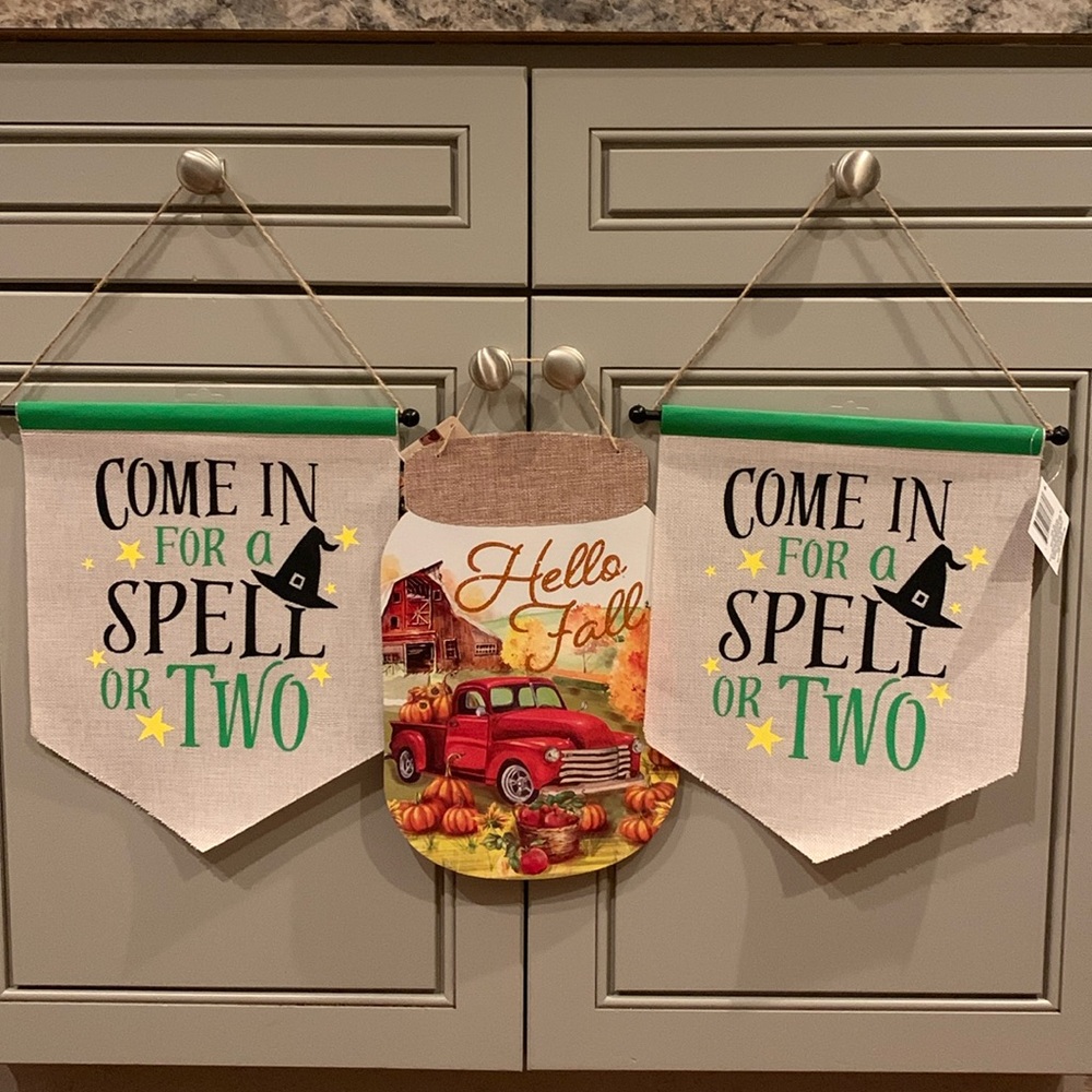 Halloween Fall Decor Hanging Signs
